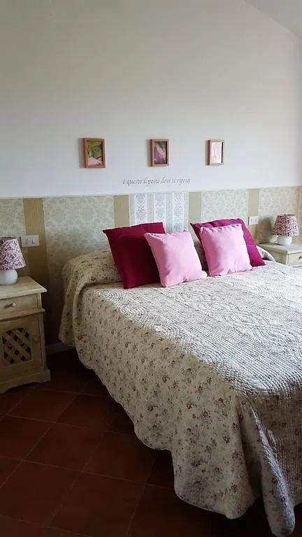 Farm stay Agriturismo Il Cantastorie Villa Montepulciano Italy